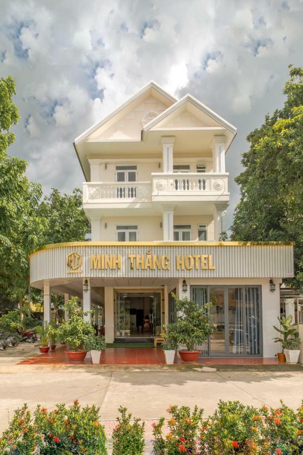 Khách Sạn Minh Thắng Chi Khu Co Ong Exterior foto